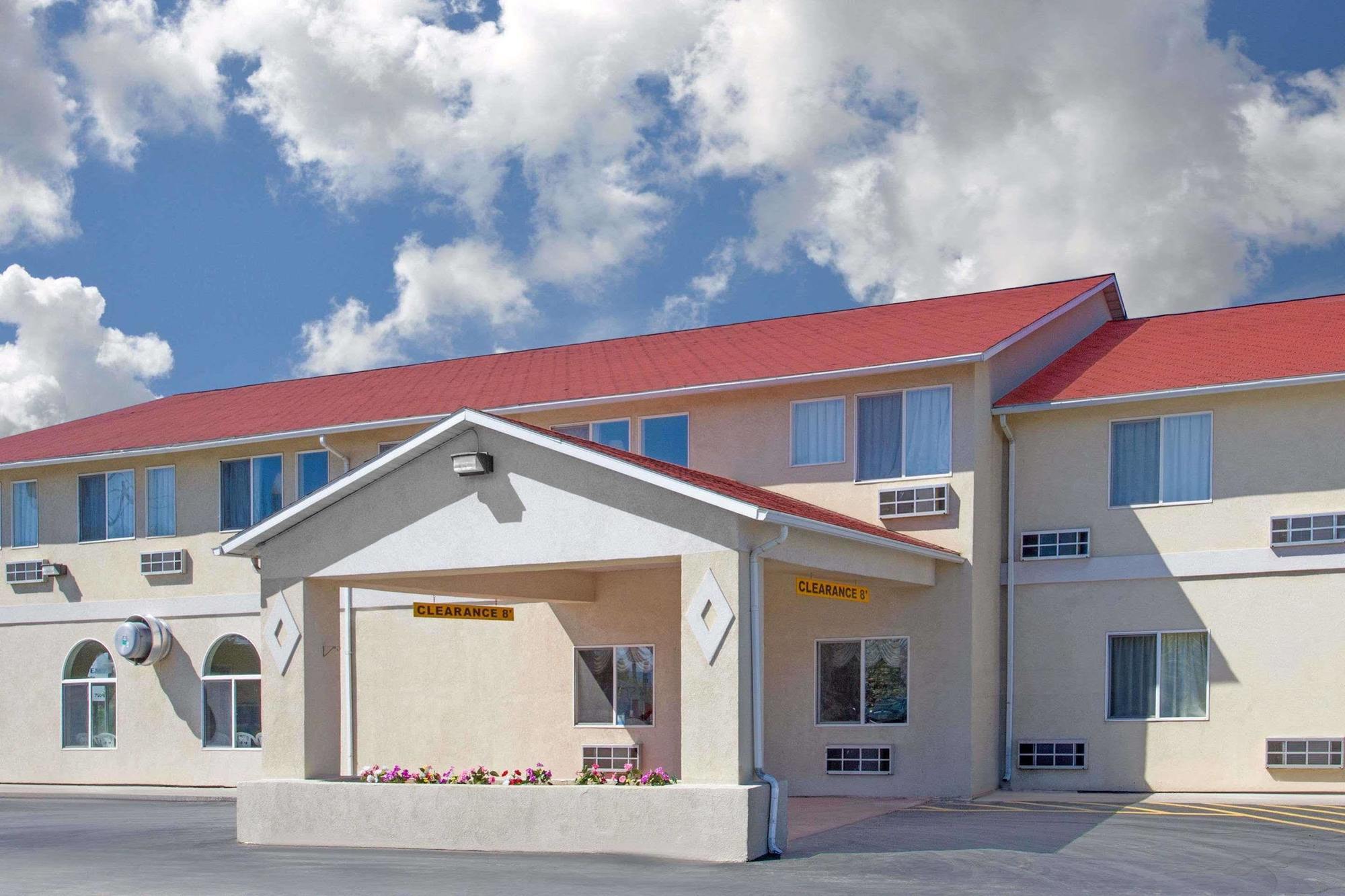 Super 8 By Wyndham Vernal Ut Екстер'єр фото